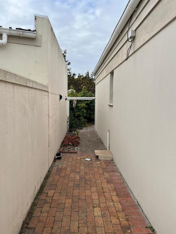 3 Bedroom Property for Sale in Royal Ascot Western Cape